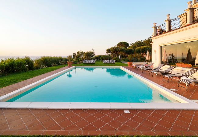 Villa in Capo d´Orlando - Luxury Villa with pool near Capo D'Orlando, with sea views towards the Aeolian Islands, Sicily. Villa in Capo d´Orlando - Luxury Villa with pool near Capo D'Orlando, with sea views towards the Aeolian Islands, Sicily.