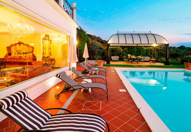 Villa in Capo d´Orlando - Luxury Villa with pool near Capo D'Orlando, with sea views towards the Aeolian Islands, Sicily. Villa in Capo d´Orlando - Luxury Villa with pool near Capo D'Orlando, with sea views towards the Aeolian Islands, Sicily.