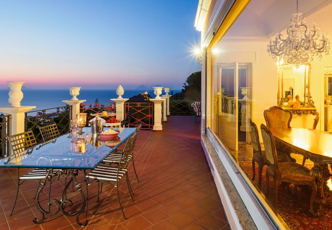 Villa in Capo d´Orlando - Luxury Villa with pool near Capo D'Orlando, with sea views towards the Aeolian Islands, Sicily. Villa in Capo d´Orlando - Luxury Villa with pool near Capo D'Orlando, with sea views towards the Aeolian Islands, Sicily.