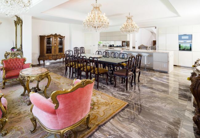 Villa in Capo d´Orlando - Luxury Villa with pool near Capo D'Orlando, with sea views towards the Aeolian Islands, Sicily. Villa in Capo d´Orlando - Luxury Villa with pool near Capo D'Orlando, with sea views towards the Aeolian Islands, Sicily.