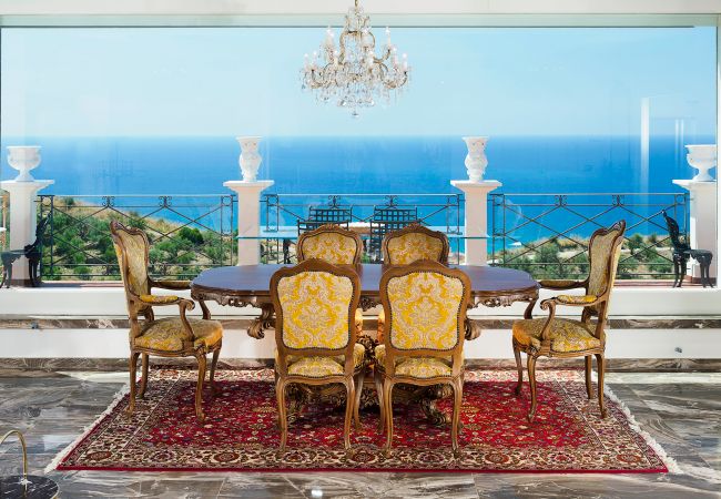 Villa in Capo d´Orlando - Luxury Villa with pool near Capo D'Orlando, with sea views towards the Aeolian Islands, Sicily. Villa in Capo d´Orlando - Luxury Villa with pool near Capo D'Orlando, with sea views towards the Aeolian Islands, Sicily.