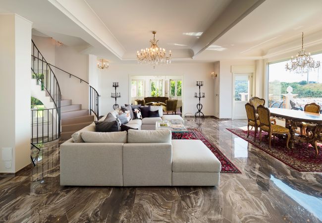 Villa in Capo d´Orlando - Luxury Villa with pool near Capo D'Orlando, with sea views towards the Aeolian Islands, Sicily. Villa in Capo d´Orlando - Luxury Villa with pool near Capo D'Orlando, with sea views towards the Aeolian Islands, Sicily.