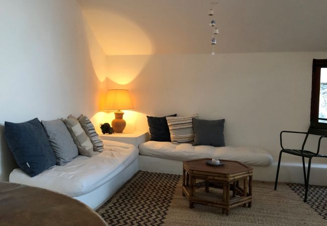 Apartment in Sperlonga - Independent historic residence with a sea-view terrace Apartment in Sperlonga - Independent historic residence with a sea-view terrace