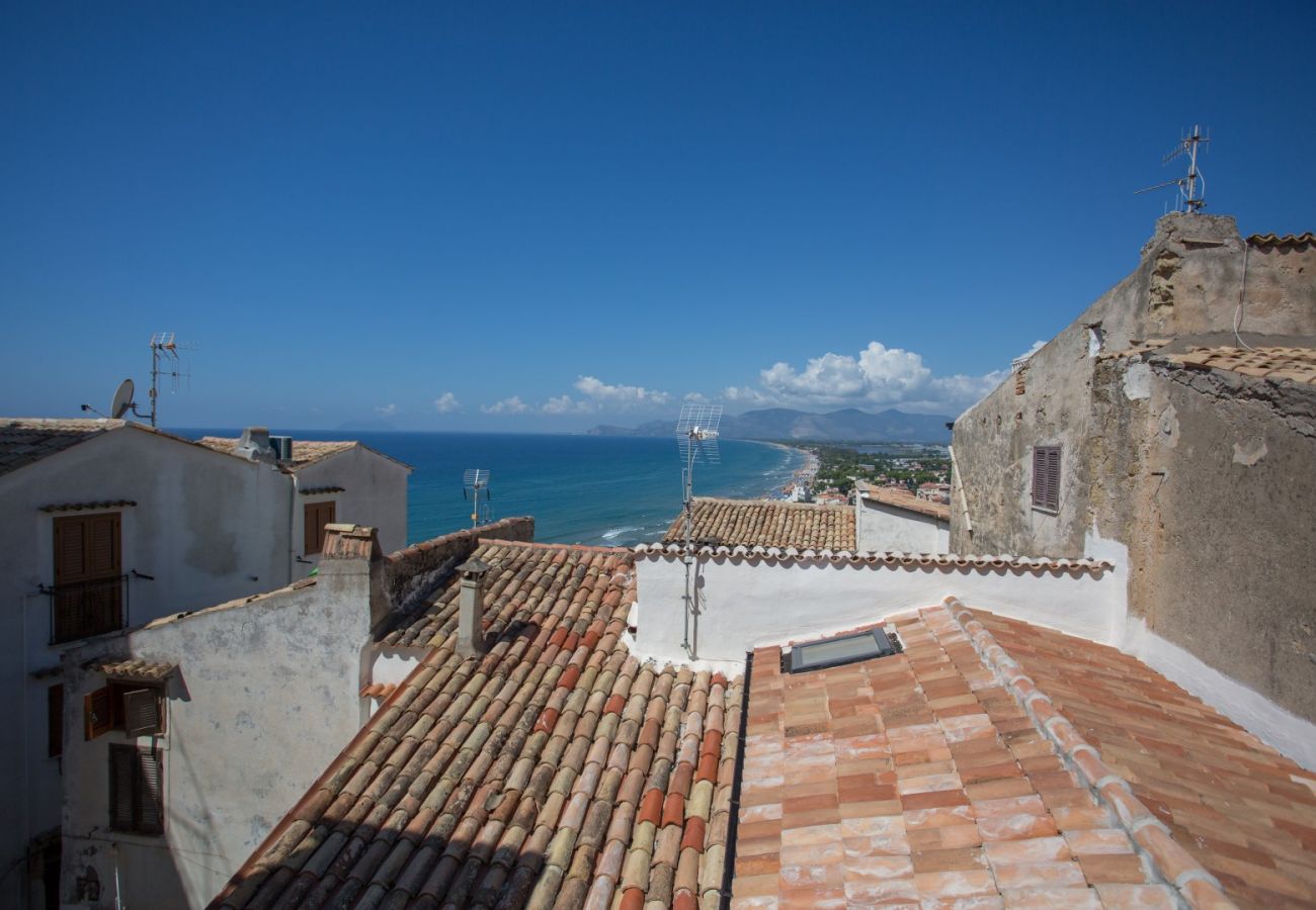 Apartment in Sperlonga - Typical apartment in the heart of the historic center