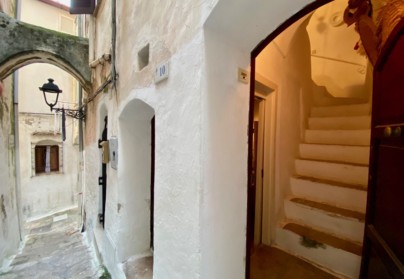 Apartment in Sperlonga - Typical apartment in the heart of the historic center