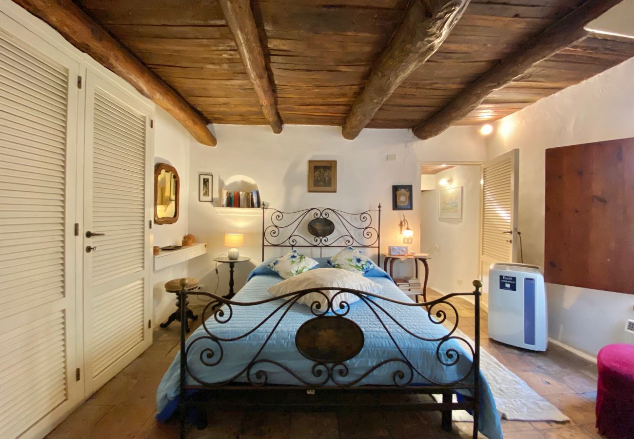 Apartment in Sperlonga - Typical apartment in the heart of the historic center