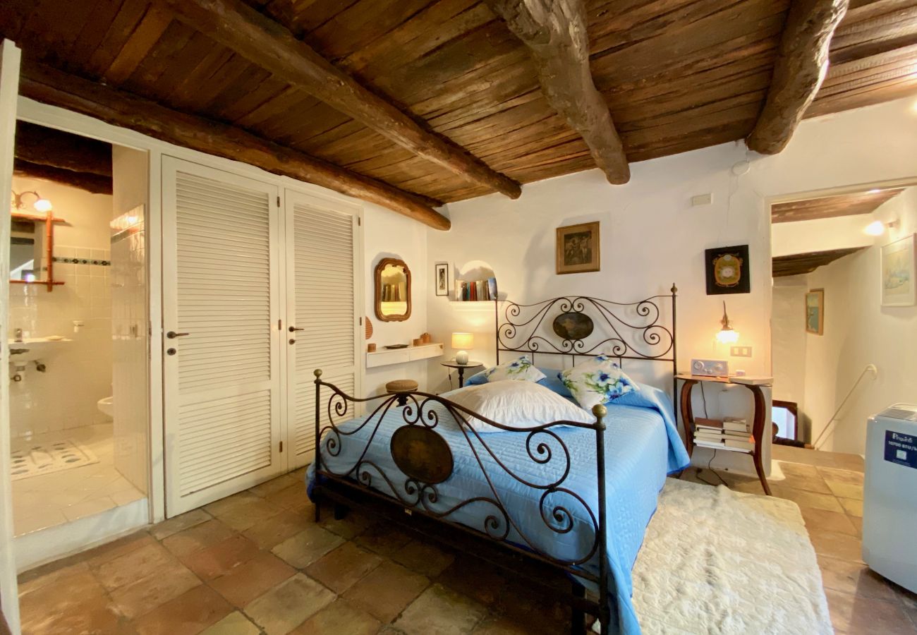 Apartment in Sperlonga - Typical apartment in the heart of the historic center