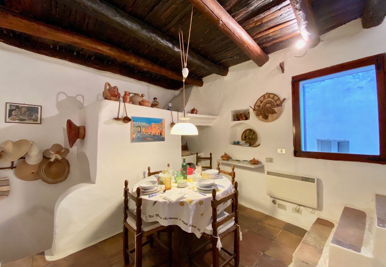 Apartment in Sperlonga - Typical apartment in the heart of the historic center