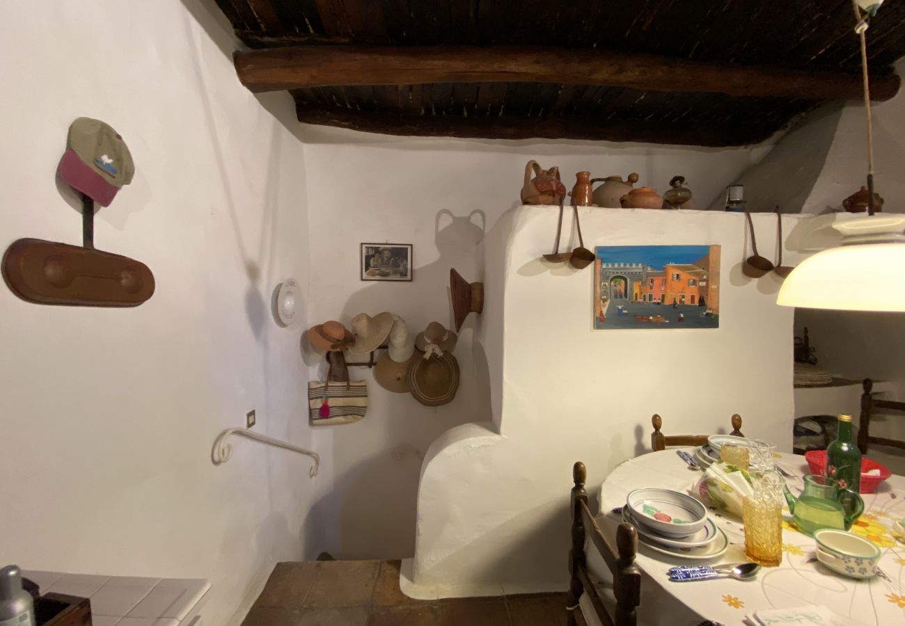 Apartment in Sperlonga - Typical apartment in the heart of the historic center