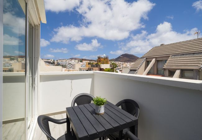 House in Las Palmas de Gran Canaria - Penthouse+Terrace city seaview By CanariasGetaway  House in Las Palmas de Gran Canaria - Penthouse+Terrace city seaview By CanariasGetaway