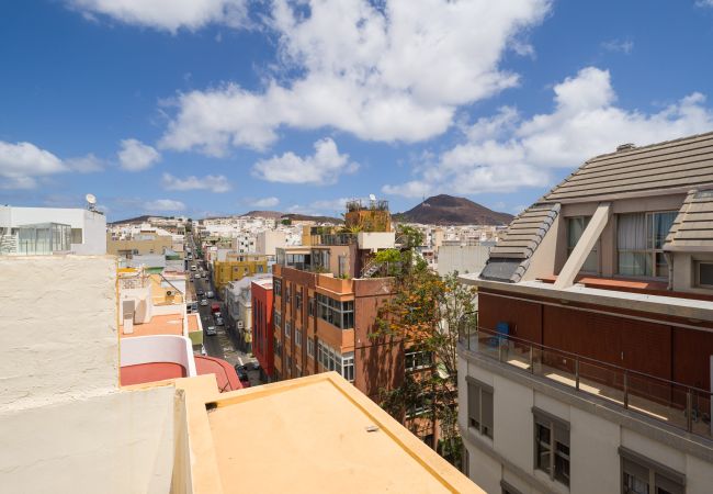 House in Las Palmas de Gran Canaria - Penthouse+Terrace city seaview By CanariasGetaway  House in Las Palmas de Gran Canaria - Penthouse+Terrace city seaview By CanariasGetaway