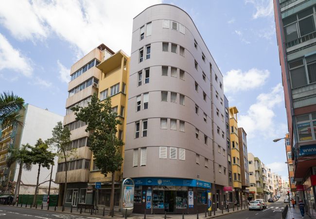 House in Las Palmas de Gran Canaria - Penthouse+Terrace city seaview By CanariasGetaway  House in Las Palmas de Gran Canaria - Penthouse+Terrace city seaview By CanariasGetaway
