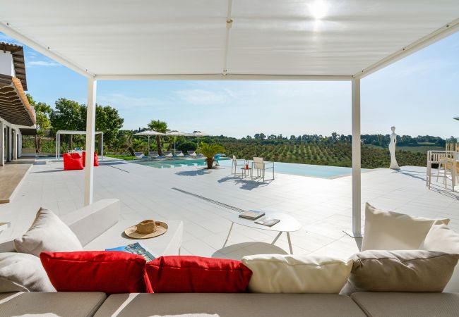 Villa in Ribera - Luxury villa with pool situated near Ribera, Agrigento, Sicily – 6 pax Villa in Ribera - Luxury villa with pool situated near Ribera, Agrigento, Sicily – 6 pax