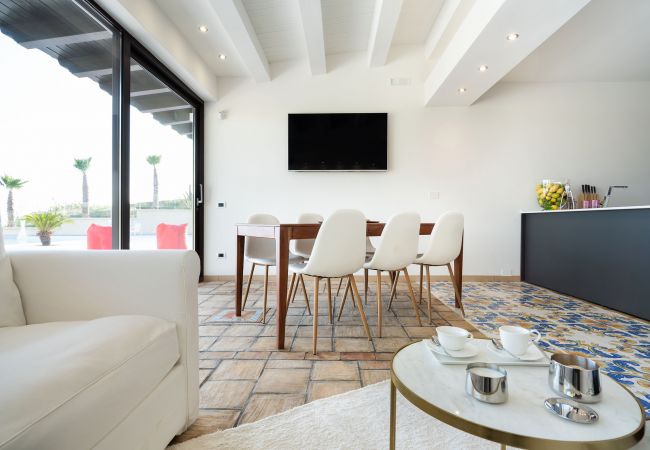 Villa in Ribera - Luxury villa with pool situated near Ribera, Agrigento, Sicily – 6 pax Villa in Ribera - Luxury villa with pool situated near Ribera, Agrigento, Sicily – 6 pax