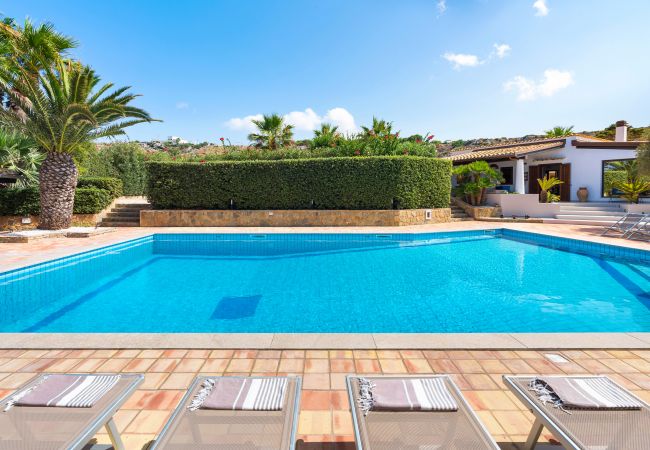 Villa in San Vito Lo Capo - Beautiful villa with pool just a few hundred metres from San Vito Lo Capo’s beach Villa in San Vito Lo Capo - Beautiful villa with pool just a few hundred metres from San Vito Lo Capo’s beach