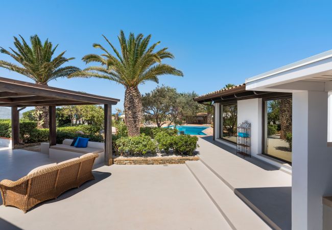 Villa in San Vito Lo Capo - Beautiful villa with pool just a few hundred metres from San Vito Lo Capo’s beach Villa in San Vito Lo Capo - Beautiful villa with pool just a few hundred metres from San Vito Lo Capo’s beach