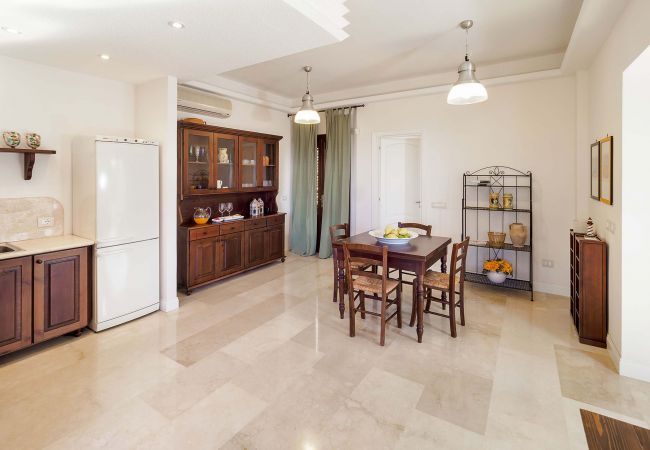 Villa in San Vito Lo Capo - Beautiful villa with pool just a few hundred metres from San Vito Lo Capo’s beach Villa in San Vito Lo Capo - Beautiful villa with pool just a few hundred metres from San Vito Lo Capo’s beach