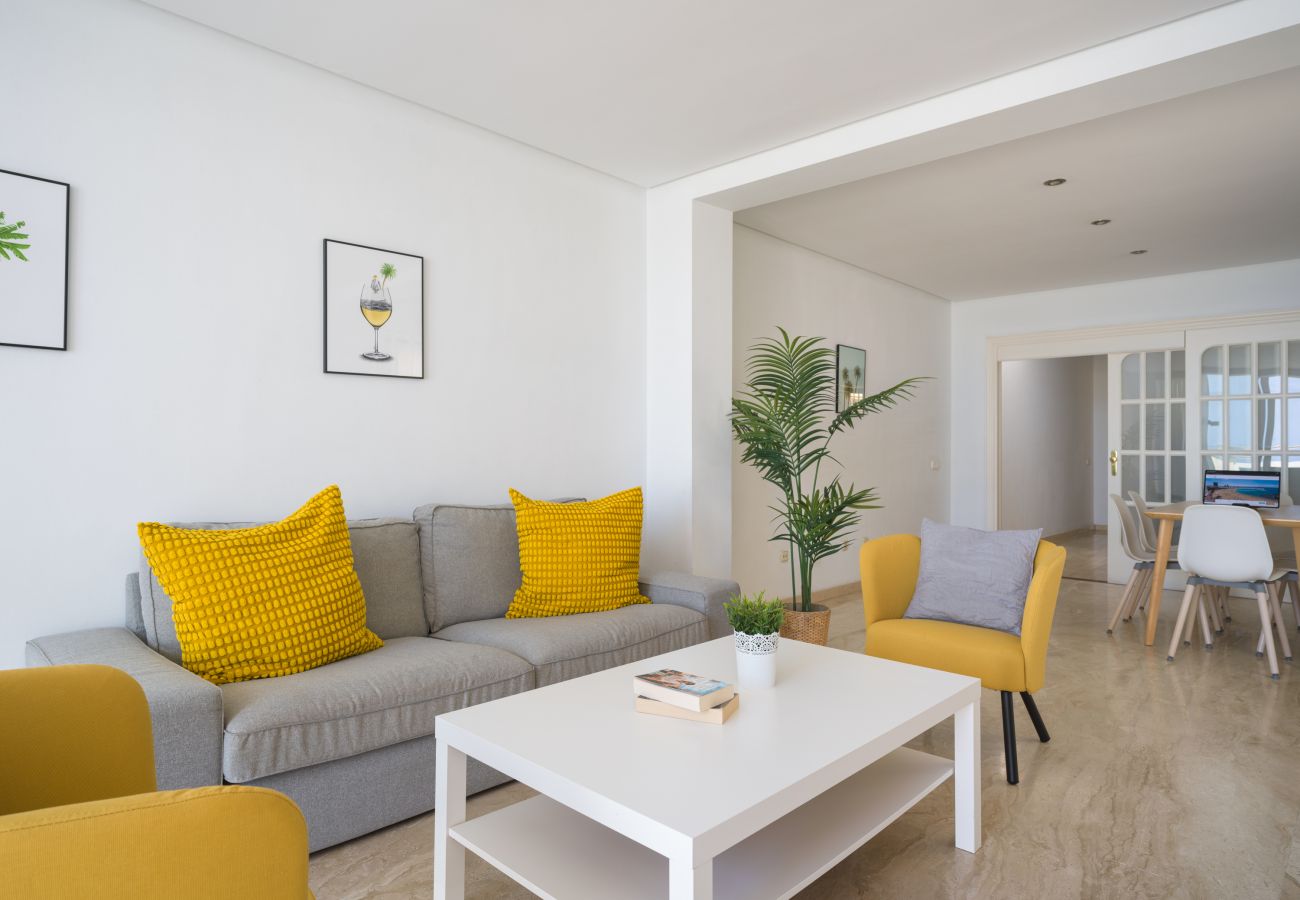 House in Las Palmas de Gran Canaria - Awesome beachfront terrace By CanariasGetaway 