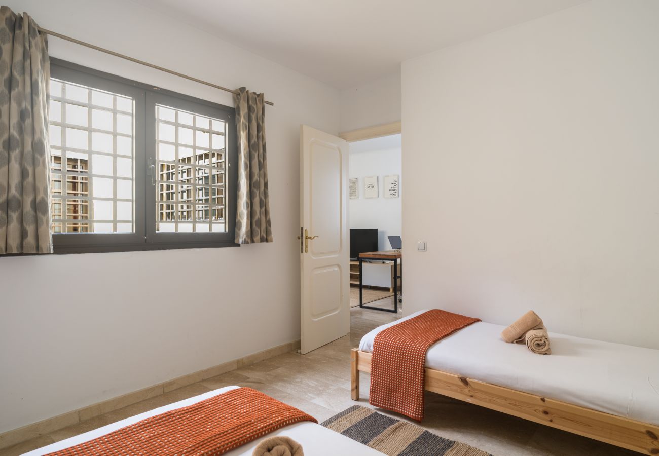 House in Las Palmas de Gran Canaria - Awesome beachfront terrace By CanariasGetaway 