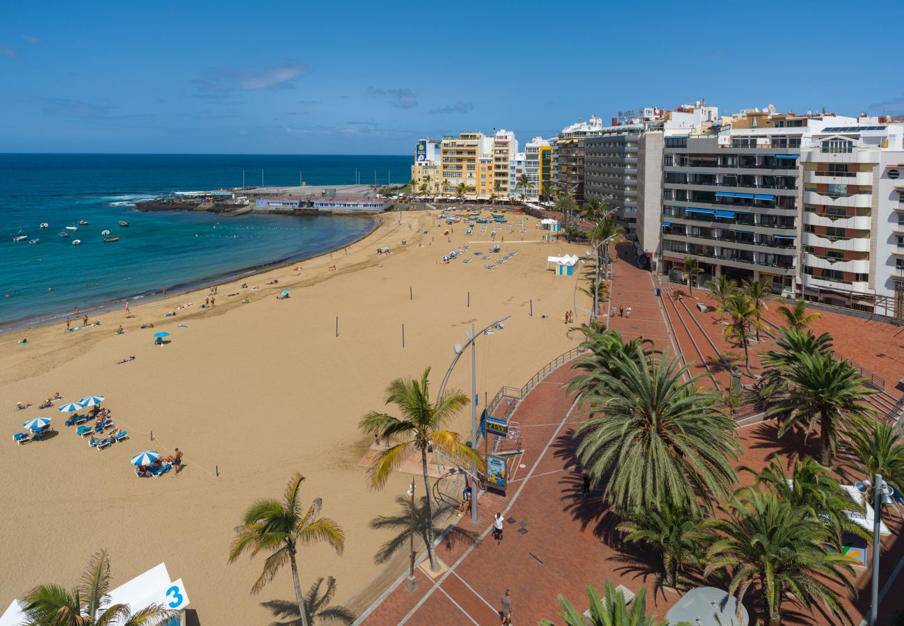House in Las Palmas de Gran Canaria - Awesome beachfront terrace By CanariasGetaway 