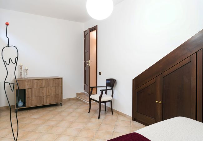 Villa in Paceco - Comfortable villa with pool situated in a splendid panoramic location near Trapani Villa in Paceco - Comfortable villa with pool situated in a splendid panoramic location near Trapani