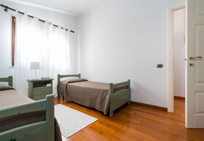 Villa in Paceco - Comfortable villa with pool situated in a splendid panoramic location near Trapani Villa in Paceco - Comfortable villa with pool situated in a splendid panoramic location near Trapani