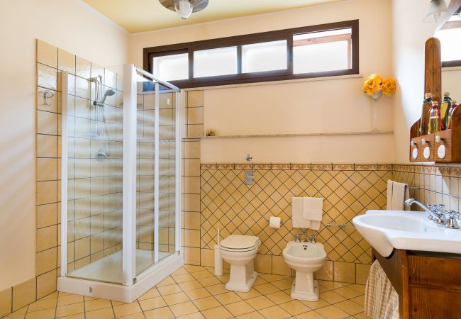 Villa in Paceco - Comfortable villa with pool situated in a splendid panoramic location near Trapani Villa in Paceco - Comfortable villa with pool situated in a splendid panoramic location near Trapani