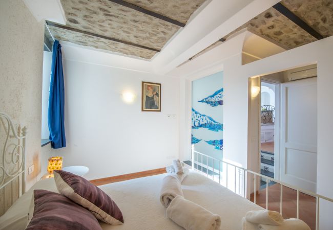 Apartment in Praiano - Casa Cimino B - Incredible view of Capri Apartment in Praiano - Casa Cimino B - Incredible view of Capri