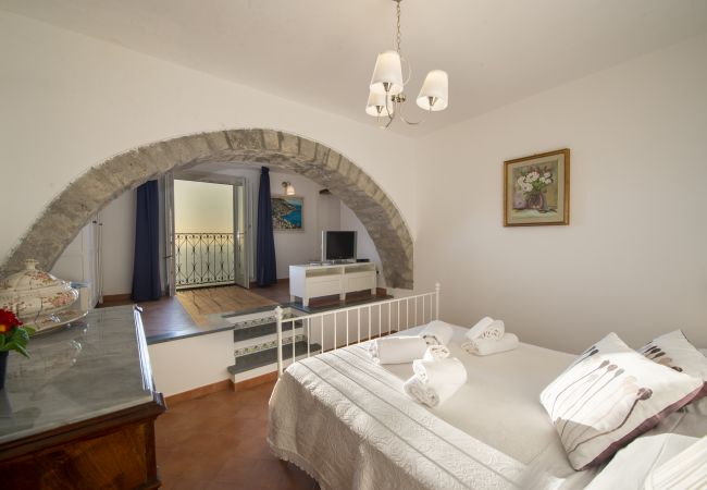 Villa in Praiano - Villa Cimino - Central Villa Stunning Sea View  Villa in Praiano - Villa Cimino - Central Villa Stunning Sea View