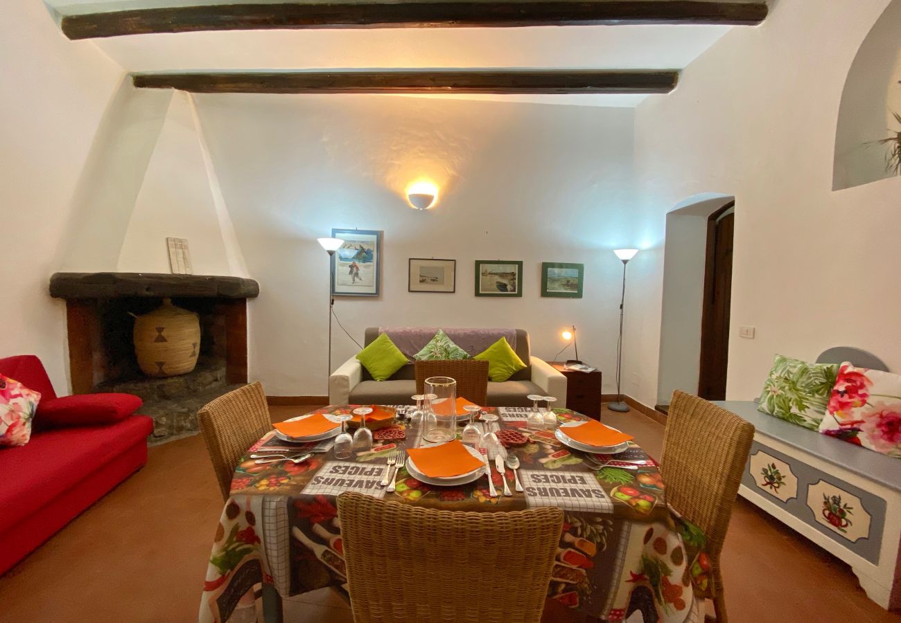 Apartment in Sperlonga - In the heart of the historical center, comfortable two-room apartment