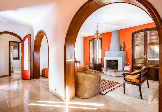 Villa in Custonaci - Villa with private pool, sea front location, in Cornino not far from Trapani Villa in Custonaci - Villa with private pool, sea front location, in Cornino not far from Trapani