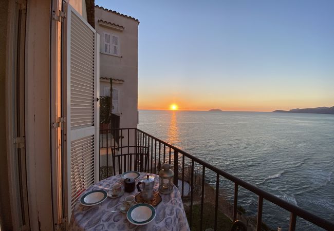  in Sperlonga - Studio With Panoramic West View