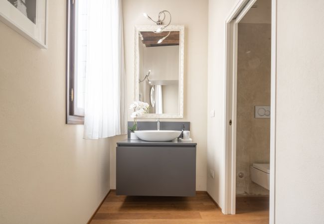 Apartment in Venezia - Santa Fosca Design Apartment R&R Apartment in Venezia - Santa Fosca Design Apartment R&R