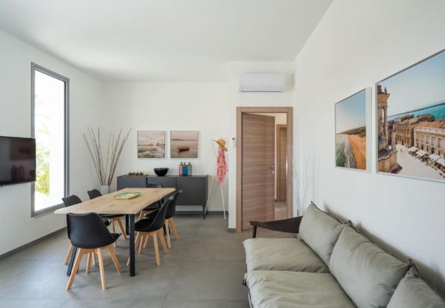 Villa in Noto - Pool villa, 300 metres from beach, San Lorenzo, Sicily Villa in Noto - Pool villa, 300 metres from beach, San Lorenzo, Sicily