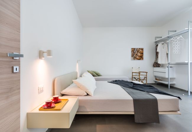 Villa in Noto - Pool villa, 300 metres from beach, San Lorenzo, Sicily Villa in Noto - Pool villa, 300 metres from beach, San Lorenzo, Sicily