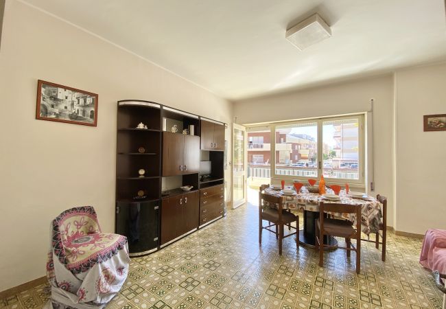 Apartment in Sperlonga - Comfortable four-room apartment with garden and garage Apartment in Sperlonga - Comfortable four-room apartment with garden and garage