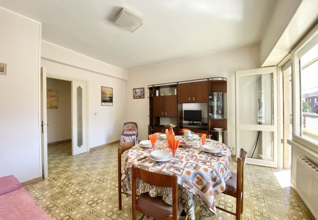 Apartment in Sperlonga - Comfortable four-room apartment with garden and garage Apartment in Sperlonga - Comfortable four-room apartment with garden and garage