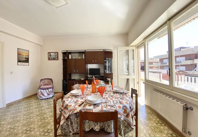 Apartment in Sperlonga - Comfortable four-room apartment with garden and garage Apartment in Sperlonga - Comfortable four-room apartment with garden and garage
