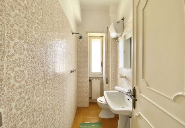 Apartment in Sperlonga - Comfortable four-room apartment with garden and garage Apartment in Sperlonga - Comfortable four-room apartment with garden and garage