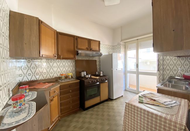Apartment in Sperlonga - Comfortable four-room apartment with garden and garage Apartment in Sperlonga - Comfortable four-room apartment with garden and garage