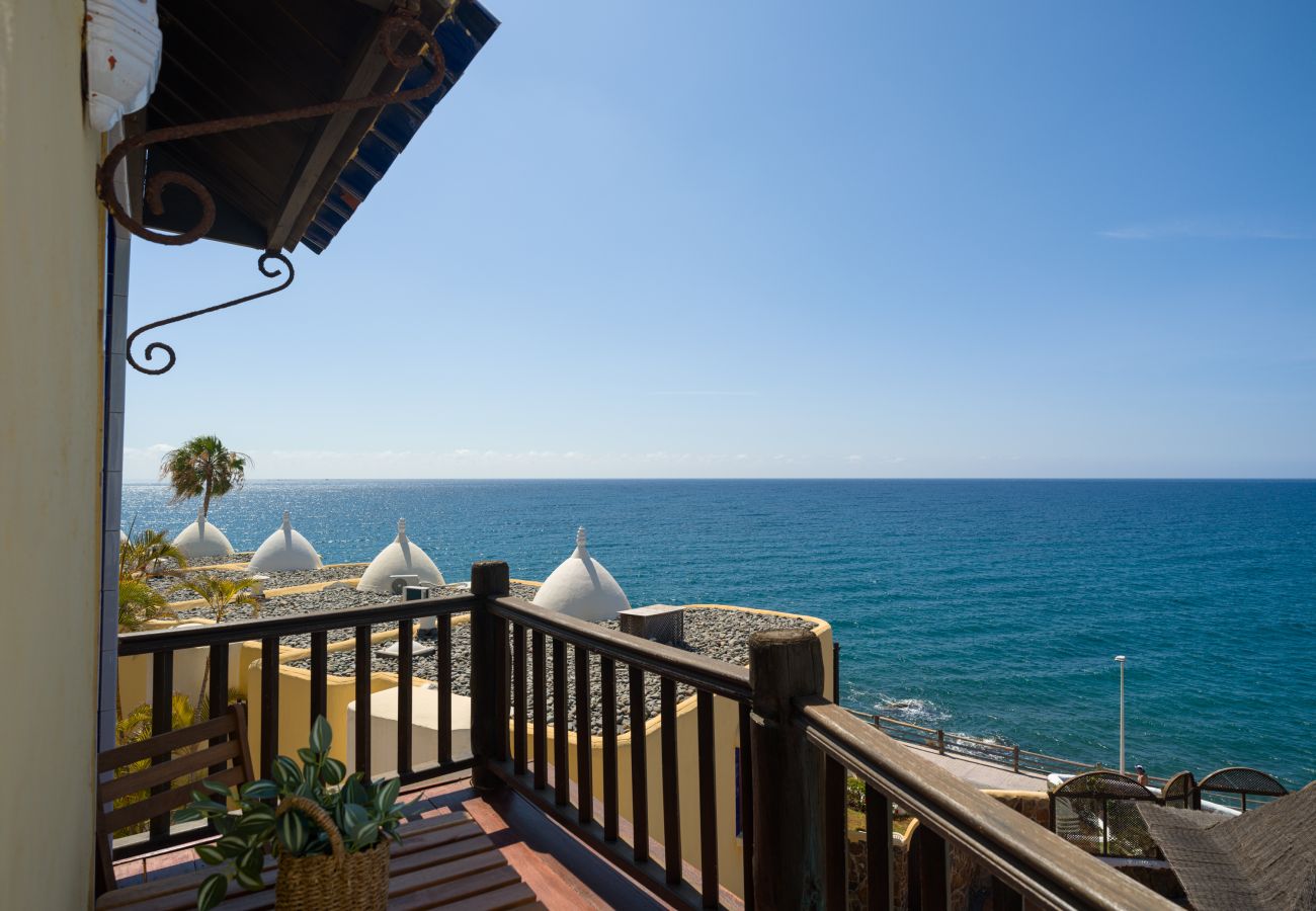 Apartment in San Bartolomé de Tirajana - Altamar 60 Balcony beach views By CanariasGetaway 