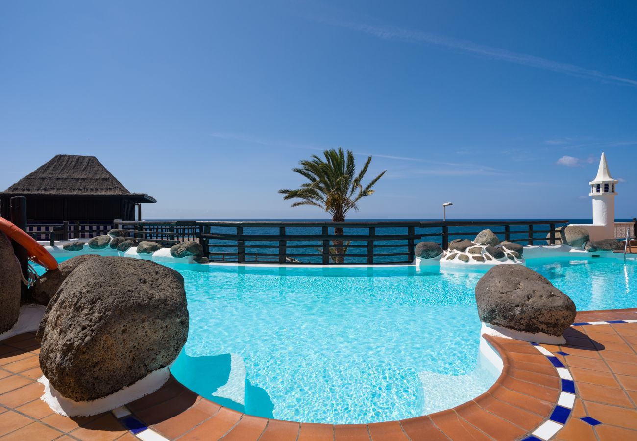 Apartment in San Bartolomé de Tirajana - Altamar 60 Balcony beach views By CanariasGetaway 