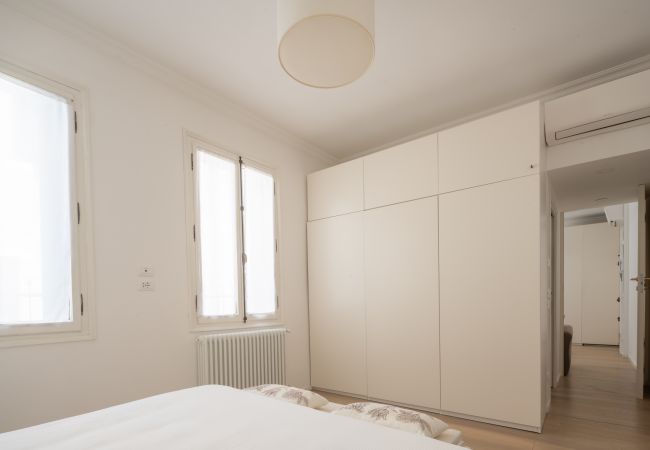 Apartment in Venezia - Venetian Palace Blue Apartment R&R Apartment in Venezia - Venetian Palace Blue Apartment R&R