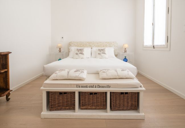 Apartment in Venezia - Venetian Palace Blue Apartment R&R Apartment in Venezia - Venetian Palace Blue Apartment R&R