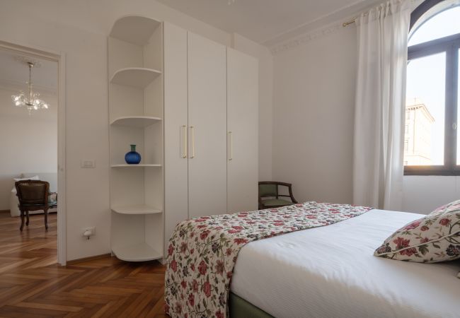 Apartment in Venezia - Venetian Palace Green Apartment R&R Apartment in Venezia - Venetian Palace Green Apartment R&R