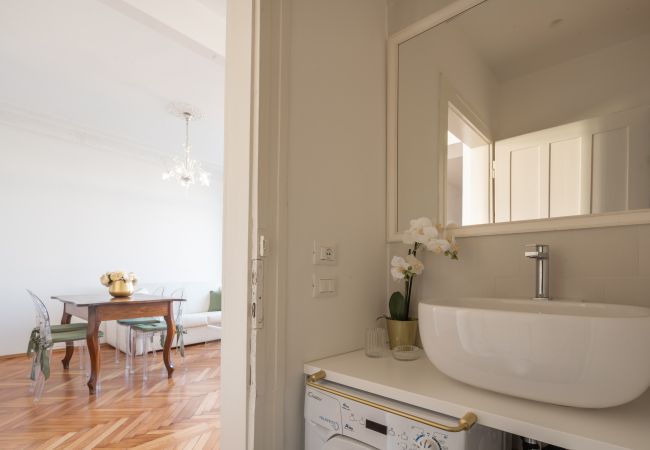 Apartment in Venezia - Venetian Palace Green Apartment R&R Apartment in Venezia - Venetian Palace Green Apartment R&R