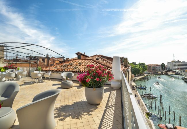 Apartment in Venezia - Venetian Palace Green Apartment R&R Apartment in Venezia - Venetian Palace Green Apartment R&R