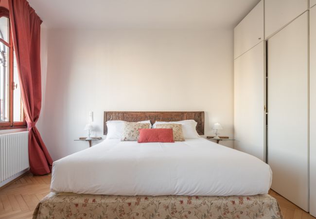 Apartment in Venezia - Venetian Palace Red Apartment R&R Apartment in Venezia - Venetian Palace Red Apartment R&R