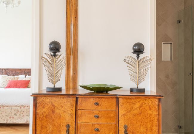 Apartment in Venezia - Venetian Palace Red Apartment R&R Apartment in Venezia - Venetian Palace Red Apartment R&R