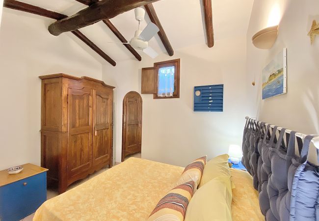 Apartment in Sperlonga - Tiny apartment with sea view Apartment in Sperlonga - Tiny apartment with sea view